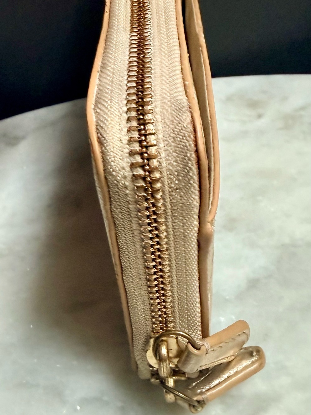 Coach Waverly Signature Hearts Accordion Zip Wallet š¤ - Picture 4 of 14